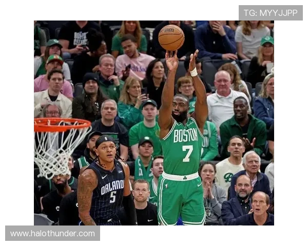 班凯罗轰下28分率魔术力克开拓者再添关键胜利巩固季后赛竞争格局